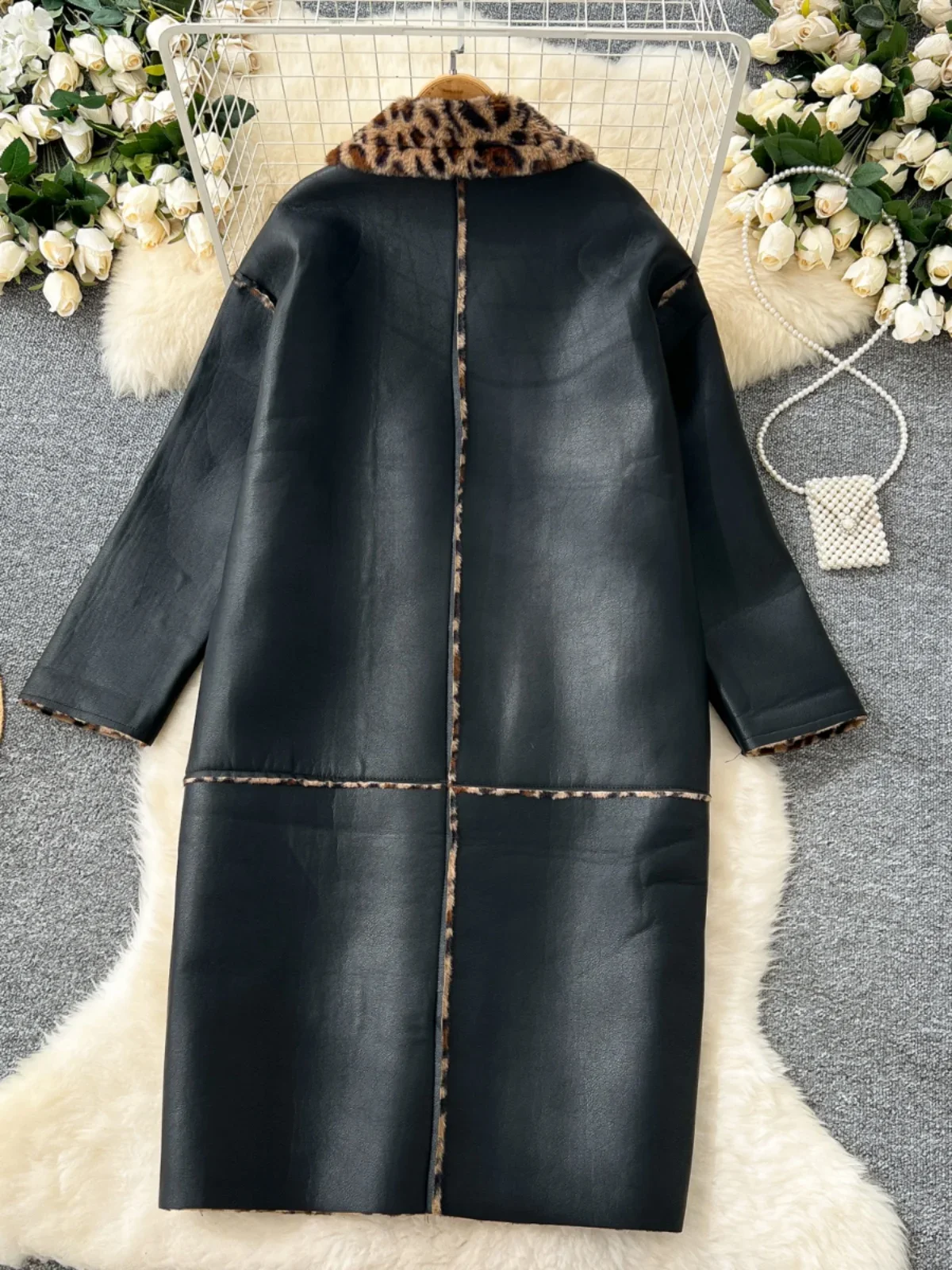 Stylish Two-sided Locomotive Leopard Printed Coat 2024 Winter Thickened Fur Integrated Loose Long Leather Jacket for Women