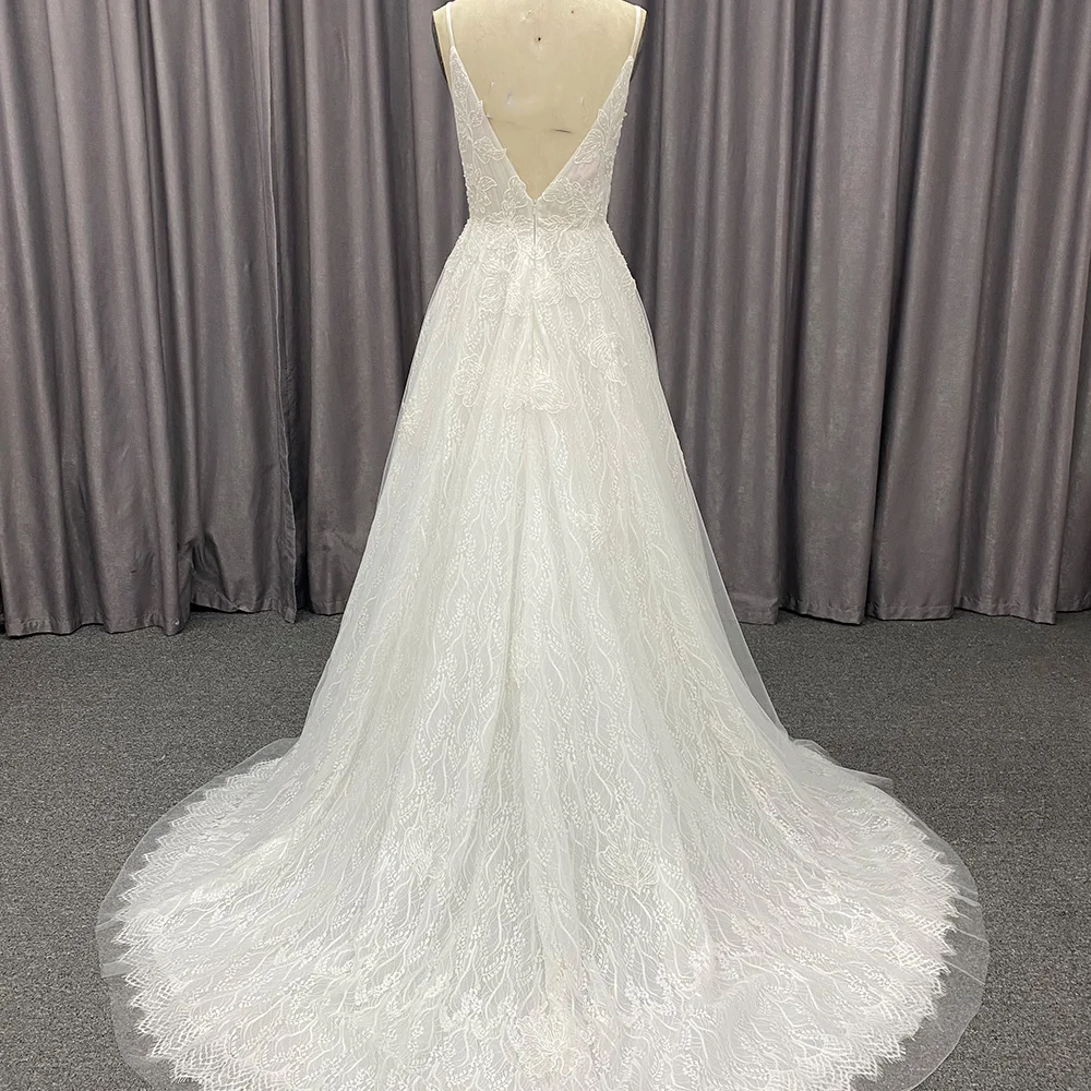 Customized Sexy Deep V-Neck Spaghetti Strap Lace Applique A-Line Wedding Dress Sweep Train Sleeveless Backless Bridal Gown Hx14