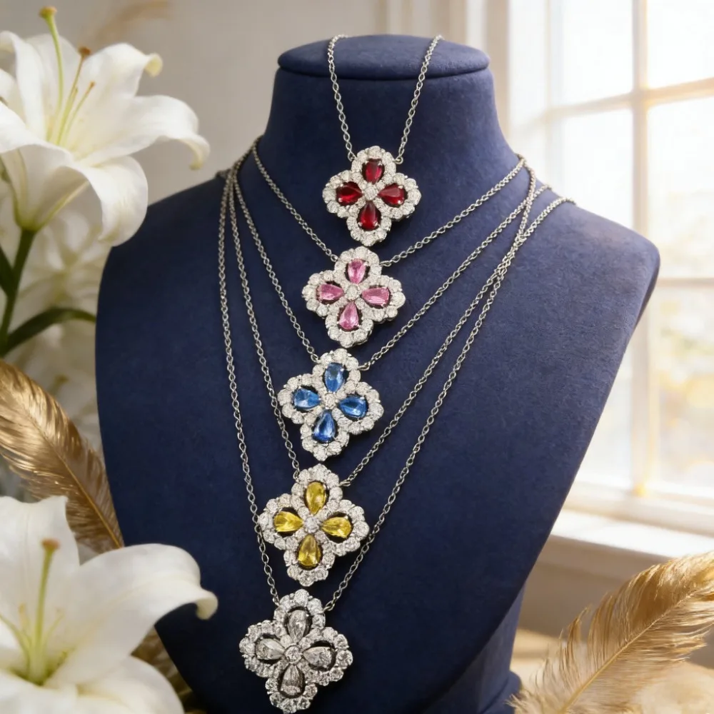 

2026 Trendy Collection French Flower Four Leaf Clover Full Diamond Necklace for Women Elegant Charming Party Gift