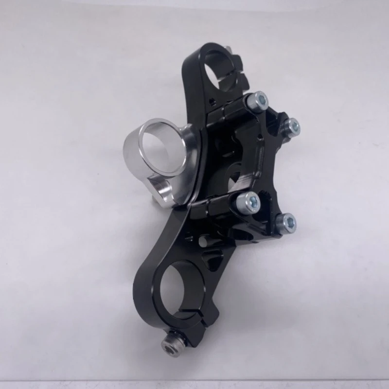 

Suitable for Ninja150 shock absorption upper panel triangle table CNC texture aluminum alloy material Kawasaki motorcycle handle