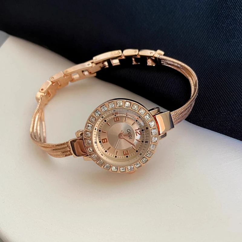 Women's Quartz Watch Diamond Case Roman Numerals Hour Hand Fashion Steel Chain Strap Waterproof Women Watches Luxury