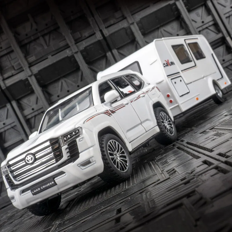 1:32 Land Cruiser LC300 remorque voiture alliage modèle voiture jouet pour enfants porte peut être ouverte avec acusto-optique retirer