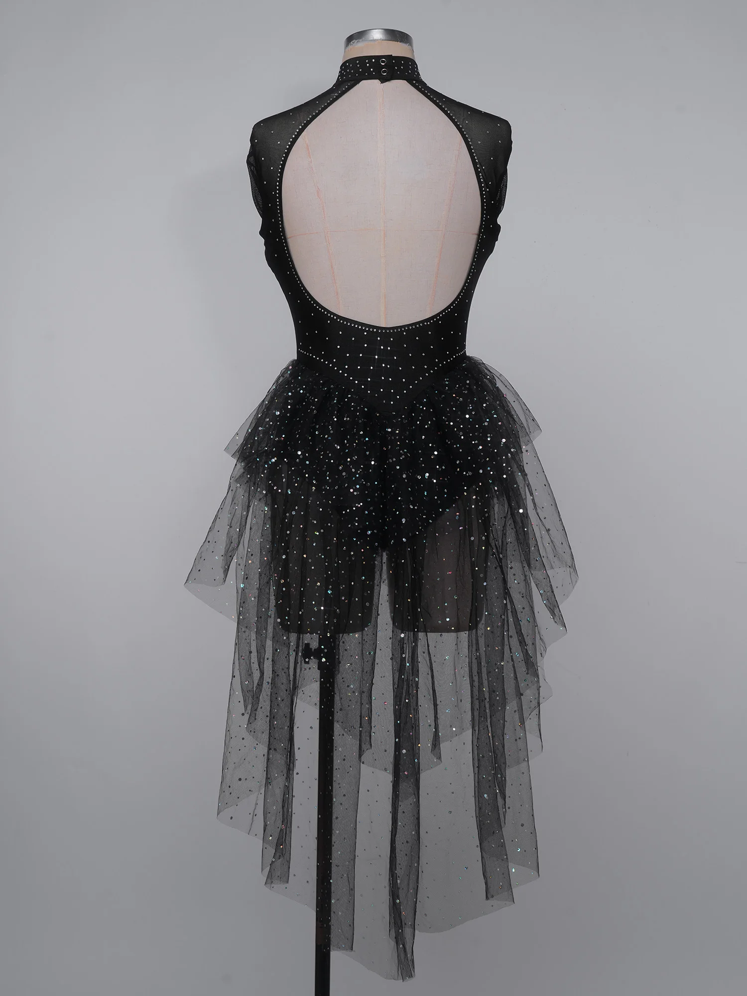 Damen Eiskunstlauf-Bodysuit mit Langen Ärmeln, Strass-Verzierung, Stufenförmigem Rüschen-Tüllrock, Leotard-Jumpsuit für Ballett-Wettbewerbe und Tanzbekleidung – Detail 14