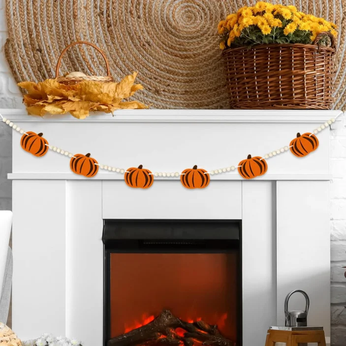 

Felt Pumpkin and Wooden Bead Flower Wreath Pumpkin Banner Happy Halloween Eve Party Interior Hanging Home Garden Decoration