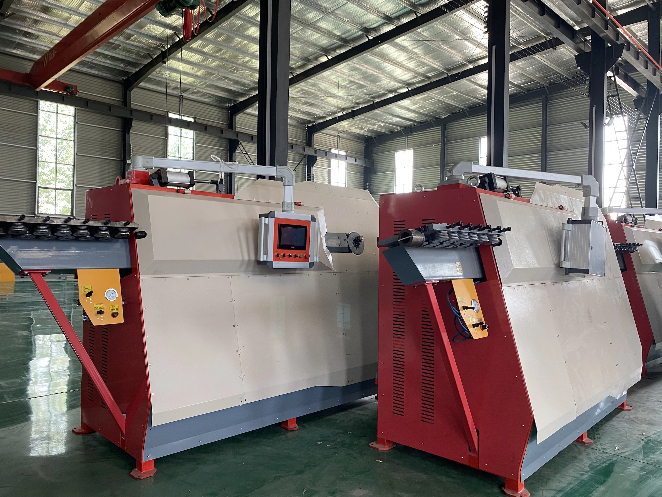 Máquina dobladora de barras de acero automática CNC YG personalizada de 4-16 mm para estribos, con funciones de enderezado, doblado y corte para construcción