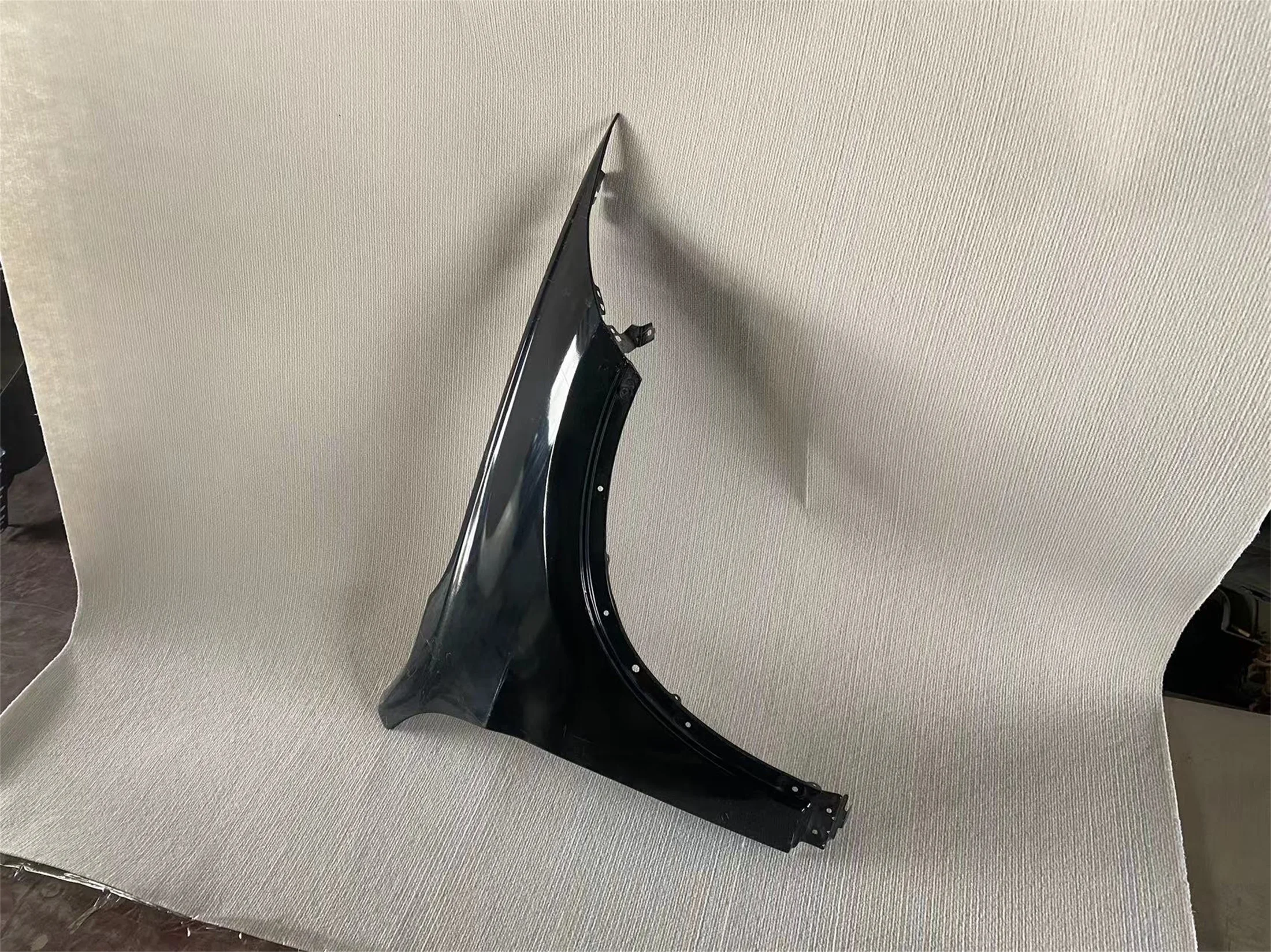 High Quality Fender for Automotive Accessories, Suitable for BM W X1 F48 Original Front Fender