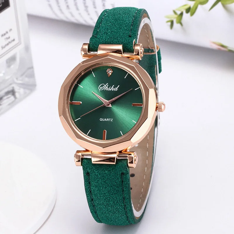 2022 Fashion Green Watches Women Casual Ladies Watches Leather Band Quartz Wristwatches Cheap Price Dropshiping Reloj Mujer