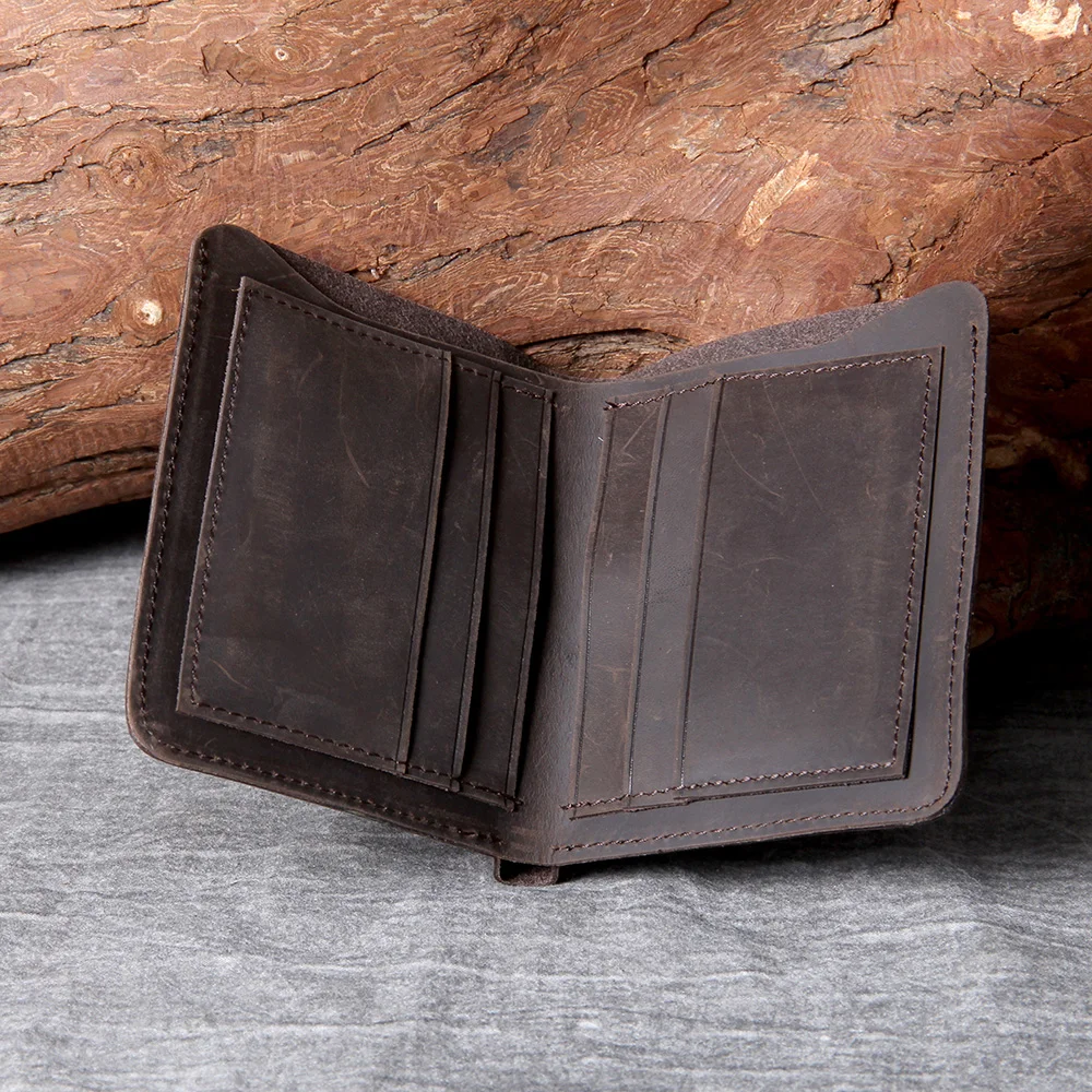 S.WORKER Klassische Kurzbörse aus Vollnarbenleder für Herren, Minimalistische Taschenbörse mit Kartenhalter – Detail 11