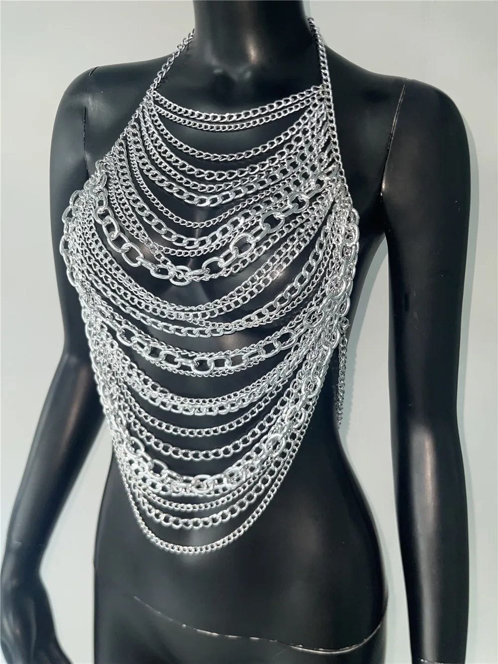 여성용 금속 체인 태슬 디자인 탱크 탑, 섹시한 할로우 아웃 홀터 넥, 백리스 크롭 탑, 파티 비키니 커버 업 캐미솔