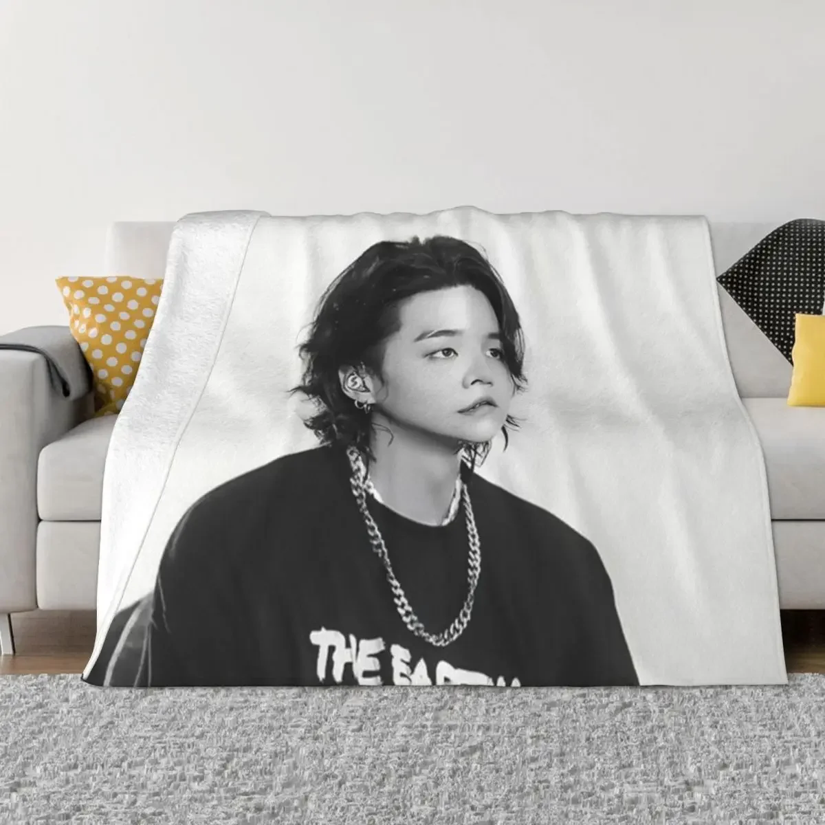 Yoongi concert Throw Blanket Dorm Room Essentials cosplay anime Blanket Sofa