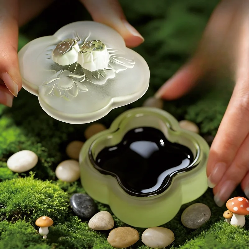 Colored Glaze Hot Pot Ink Stone with Lid Anti-dry Moisturizing Ink Well Ink Dish Seal Paste Box Calligraphy Brush Tool for Women