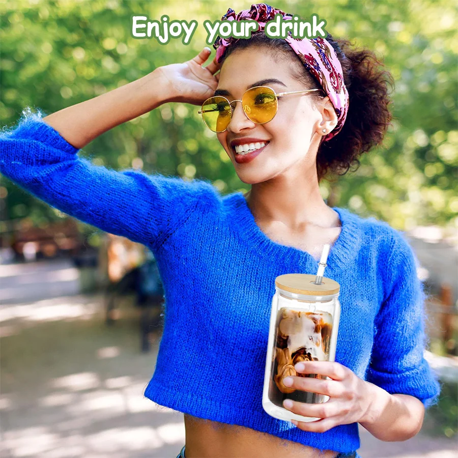 6 عبوات من زجاجات مياه سعة 16 أونصة، وأغطية أكواب شفافة ذات جدران مزدوجة، وقش وقمع - قابلة لإعادة الاستخدام لمكتب الحفلات وعيد الميلاد وعيد الشكر