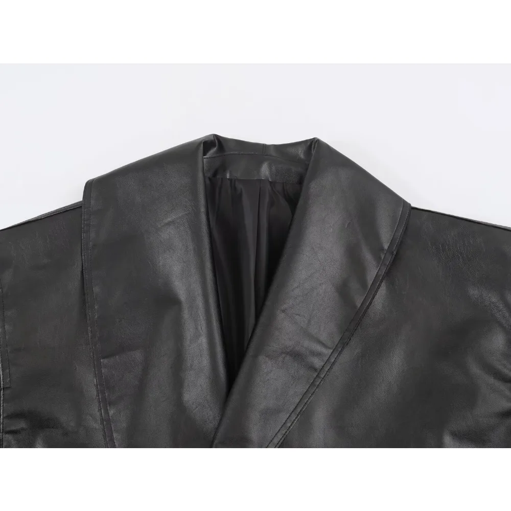 Elegant Faux Leather Buckle Jackets for Women New Fashion Black Lapel Collar Long Sleeves Jackets with Buttoned Cuffs and Pleats