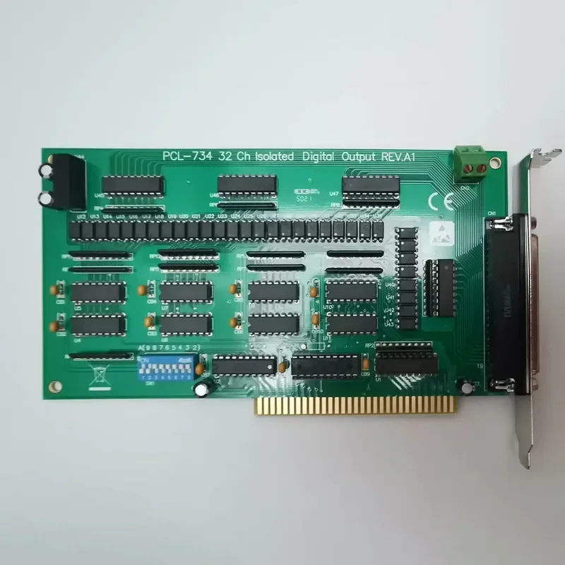 PCL-734 Advantech 32 Channel DigitalOutput Card