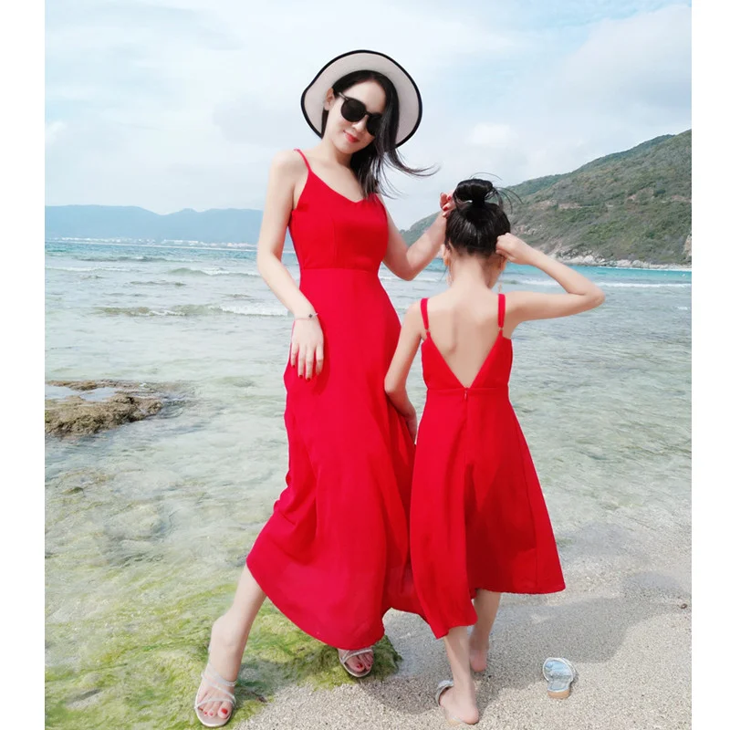

Mother Daughter Matching Clothes Fashion Beach 2023 Summer Mom and Baby Girls Vacation Clothing Dress for Women 2023 Red Dresses