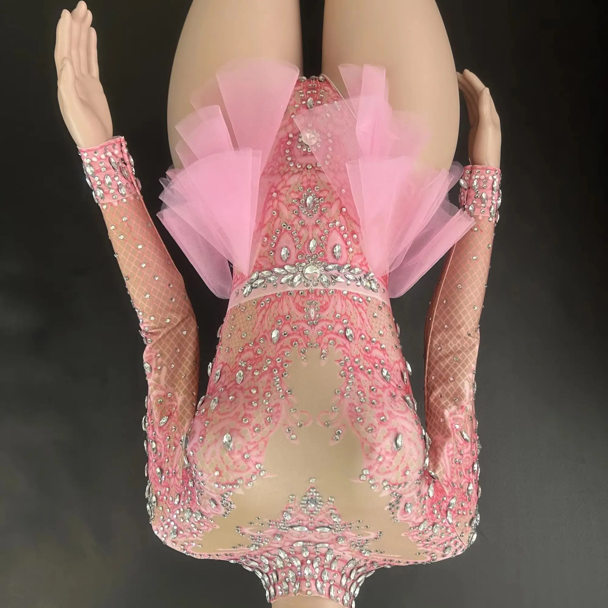 

Боди со стразами, женский эластичный розовый сетчатый купальник с оборками и кристаллами, костюм дальнобойщика для ночного клуба, сценическая одежда, наряд для вечеринки