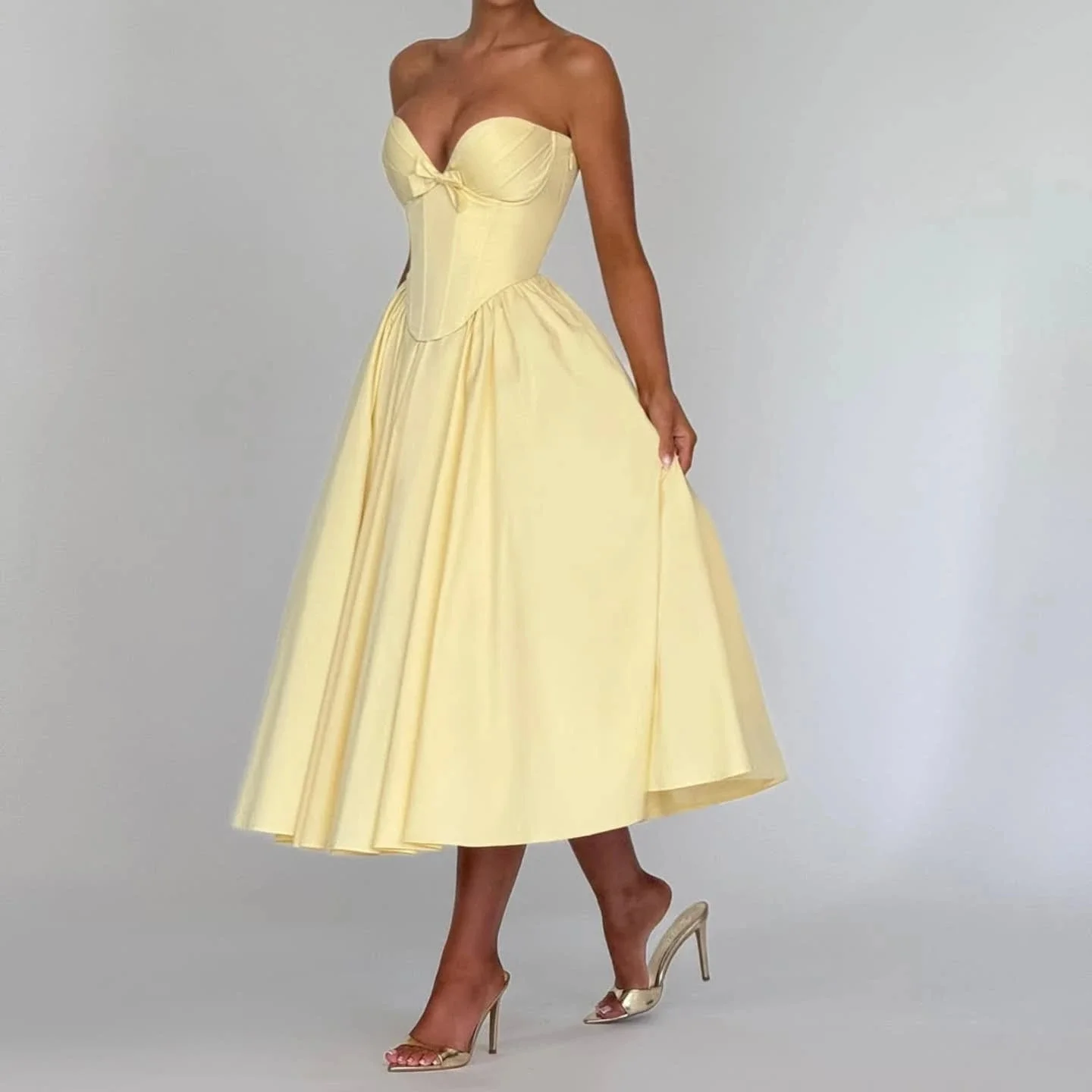 Mila Butter-Yellow Sukienki bez rękawów na zamówienie Eleganckie sukienki midi bez ramiączek Szykowne sukienki wieczorowe z wąską talią