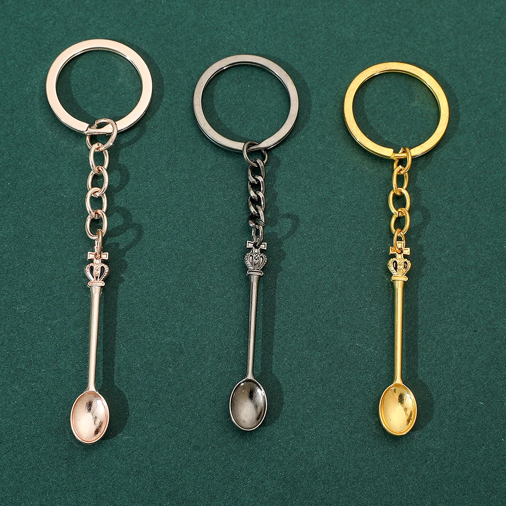 Fashion Mini Crown Tea Spoon Keyrings Vintage Creative Kitchen Spoon KeyChain For Friends Souvenirs jewelry Gifts