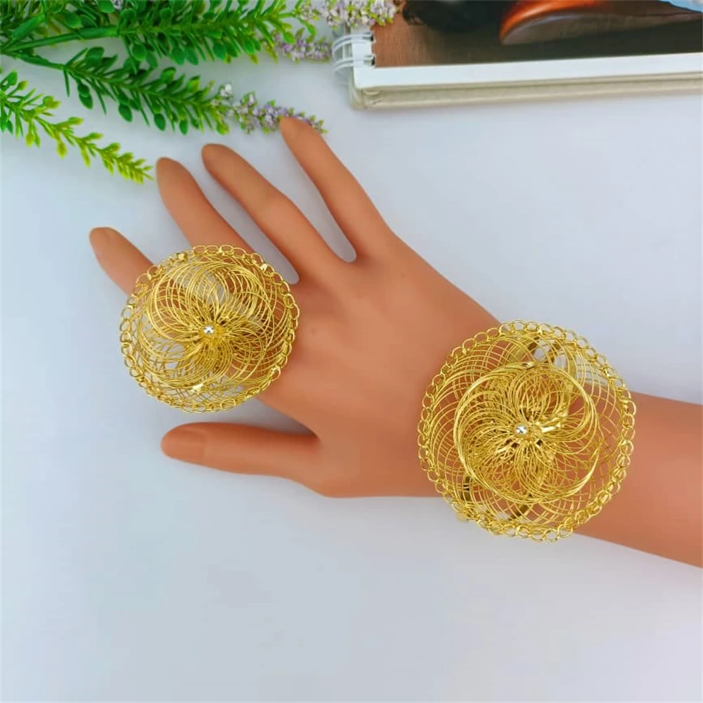 EMMA مجموعة مجوهرات كبيرة برازيلية مطلية بالذهب زهرة مستديرة قلادة قلادة أقراط سوار خاتم امرأة فاخرة مجوهرات يدوية الصنع