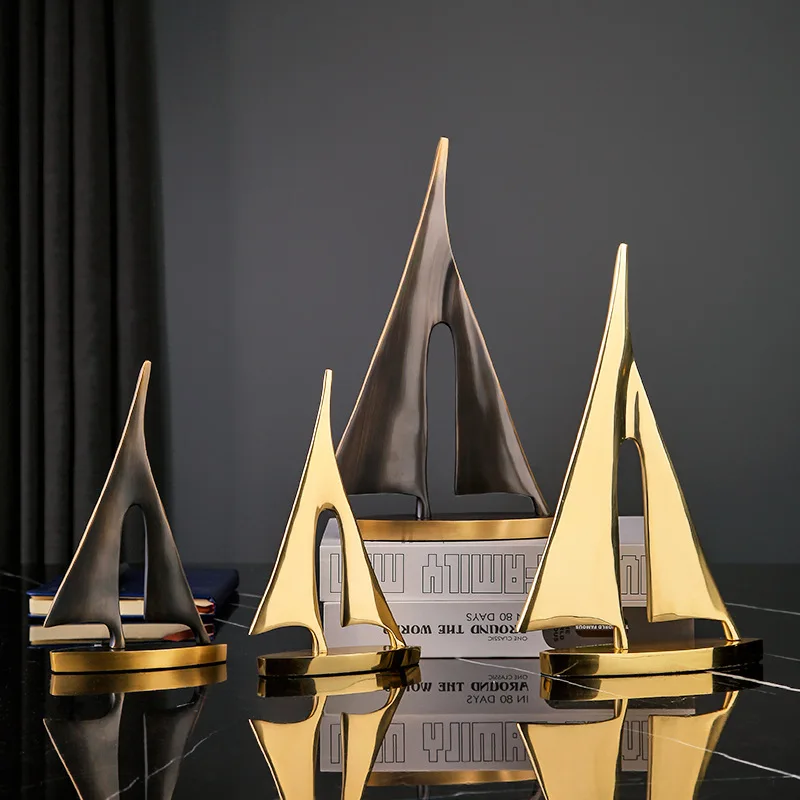 Smooth Sailing Sailboat Metal Crafts Ornaments Copper Golden Hollow Ship Abstract Geometric Sailboat Sculpture Home Furnishings