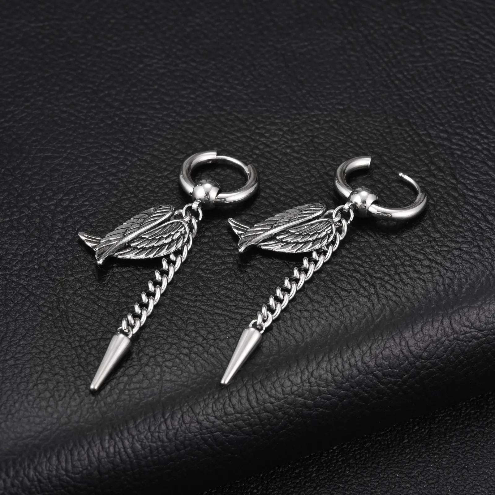 Punk-Flügel-Creolen für Männer, Vintage Edelstahl Lange Ketten-Ohrhänger, Antiallergische Durchstechbare Ohrringe Schmuck – Detail 1