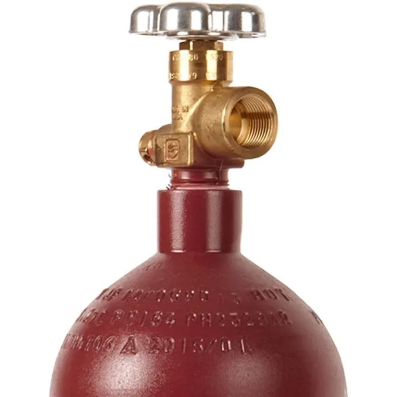 Cylinder z zaworem CGA580