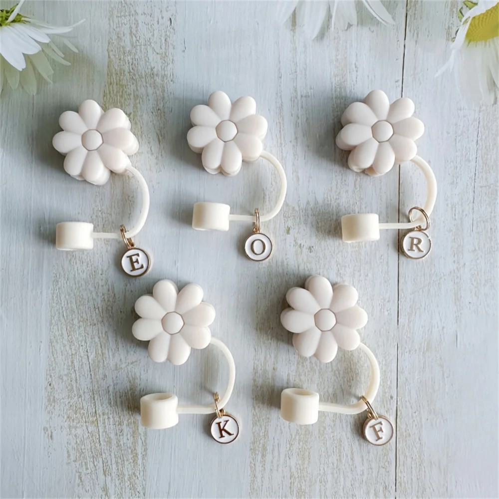 Creamy white Accessory Straw Cap, 26 letter silicone straw cover Dustproof straw cover suitable for glass and water bottles