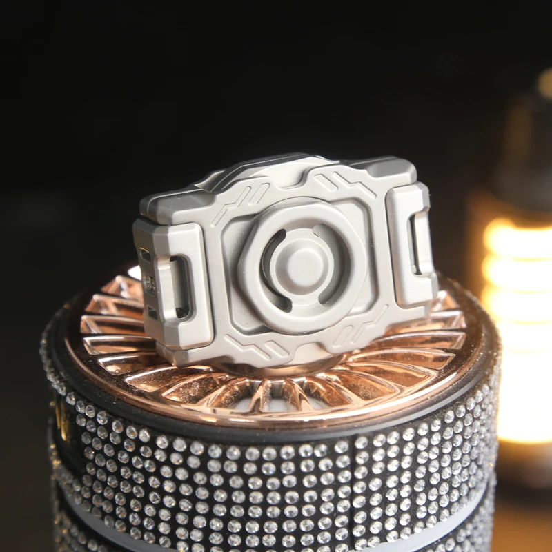 パンクスタイルメカニックスフィジェットスピナーEDCメタルハンドスピナー大人用フィジェットトイADHDツール不安ストレス解消おもちゃオフィスおもちゃ