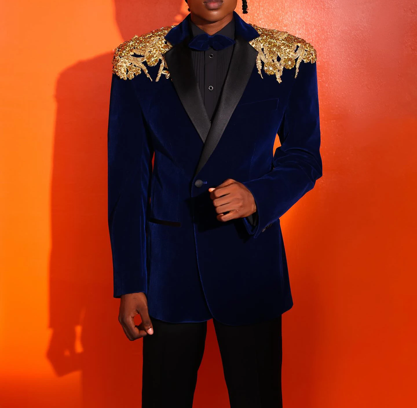 Luxe herenpakken op maat 2-delig blazer broek één knop brede revers applicaties bruiloft formele parels kralen op maat gemaakt plus maat