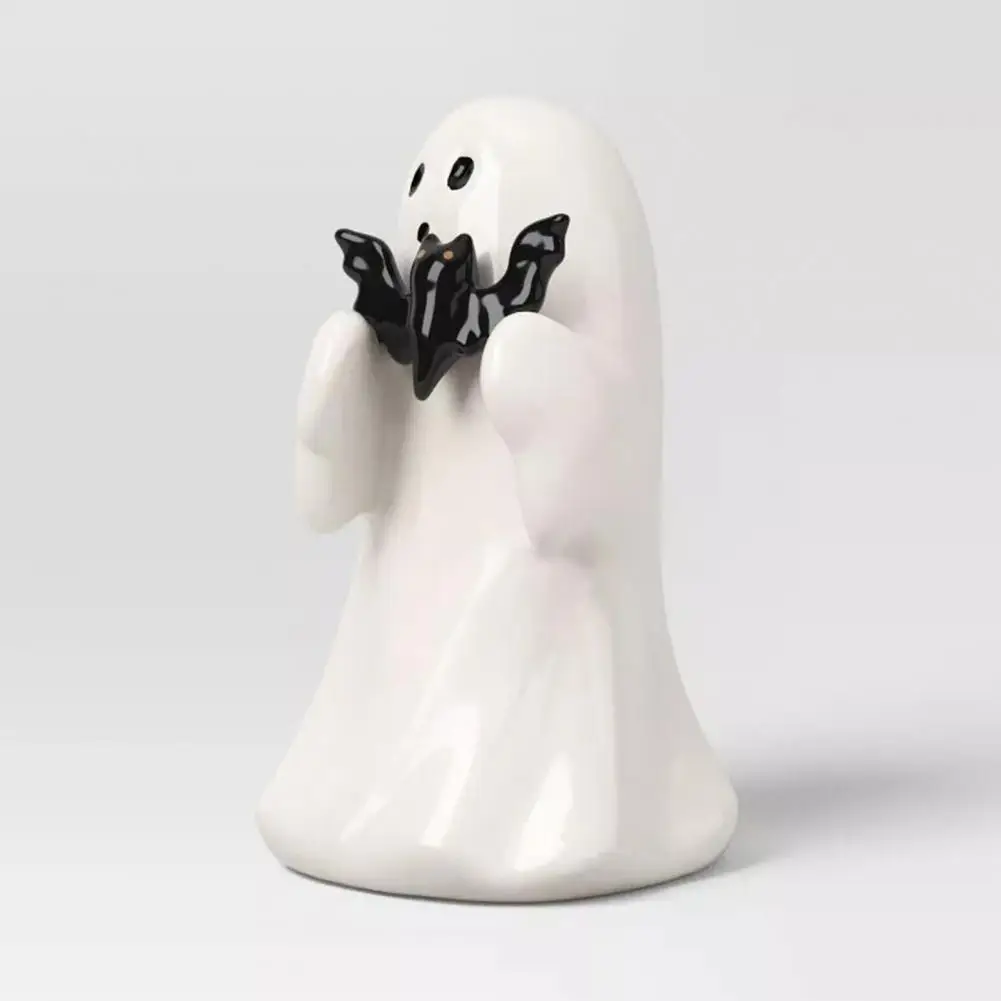 1/2Pcs Resin Ghost Halloween Decorative Figurine Target Spooky Small Ornament Holding Pumpkin and Bat Halloween Decoration