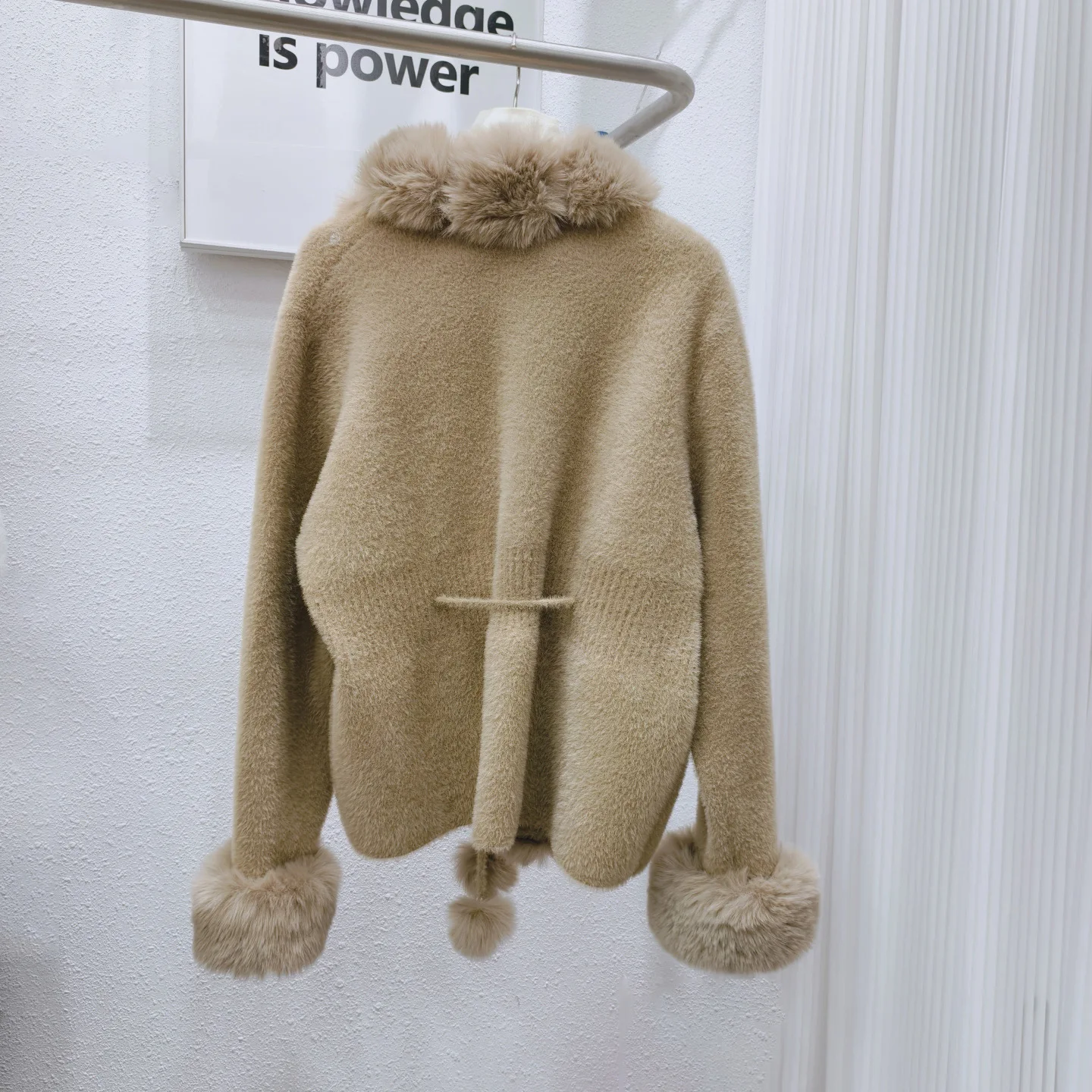2026 New Imitation Fox Fur Collar Knitted Cardigan Coat Top Soft and Sticky Mink Fur Sweater Jacket for Women Spring New Outwear