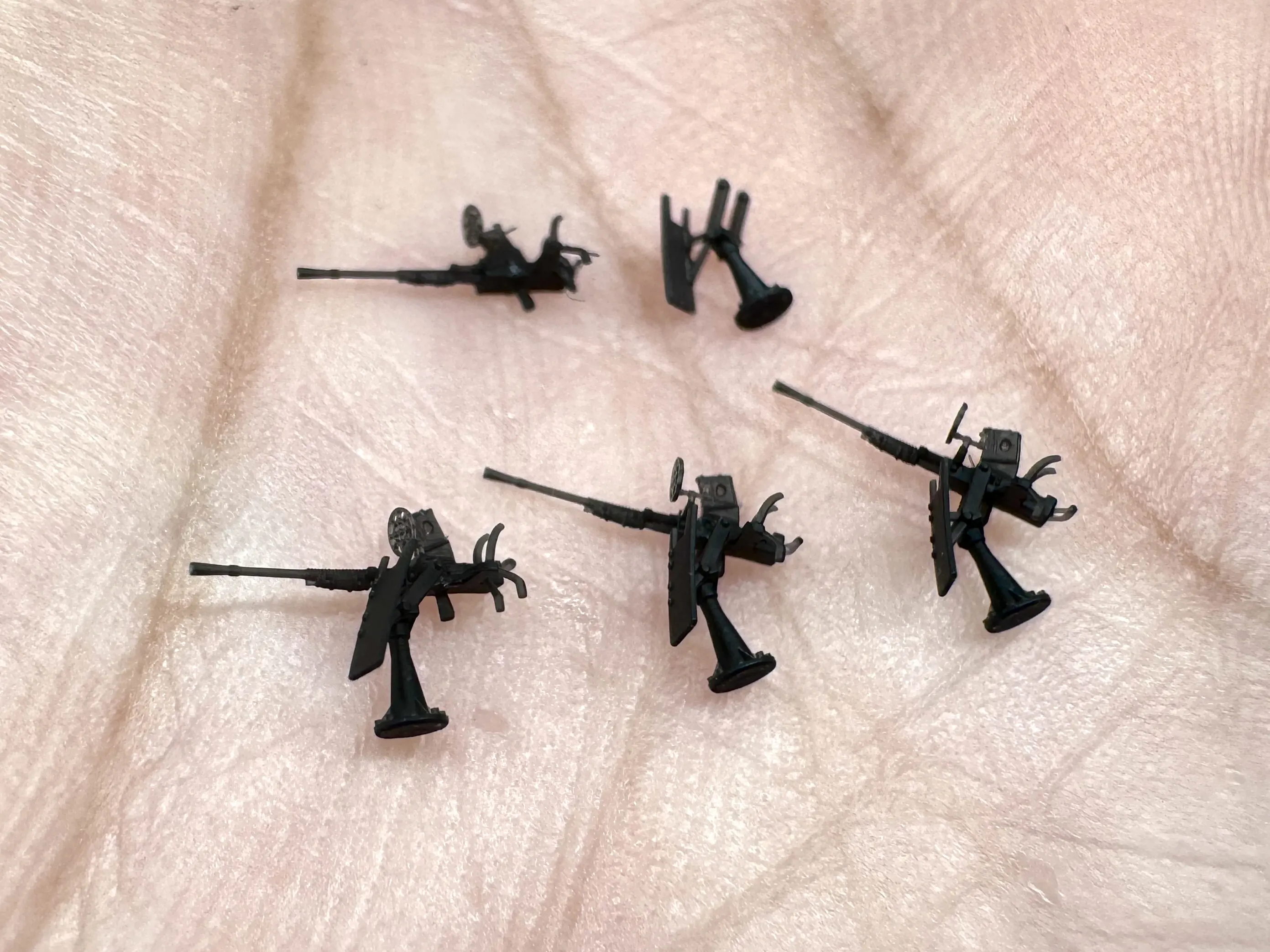 MUYI MODEL Super detailed 3D-print R350003  1/350 IJN TYPE 96 25MM AA GUN (WITH SHIELD&SEPARATE)