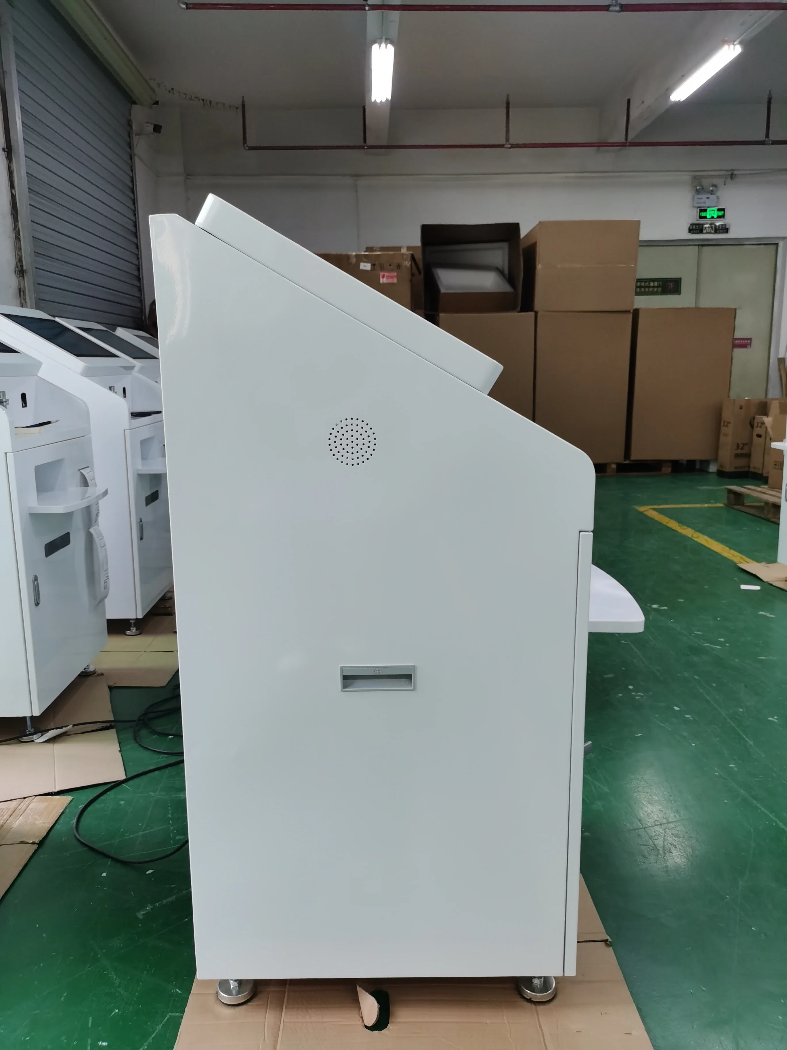 Touch screen per chiosco self service con biglietti per scansione codice QR Stampa tutto in un display LCD