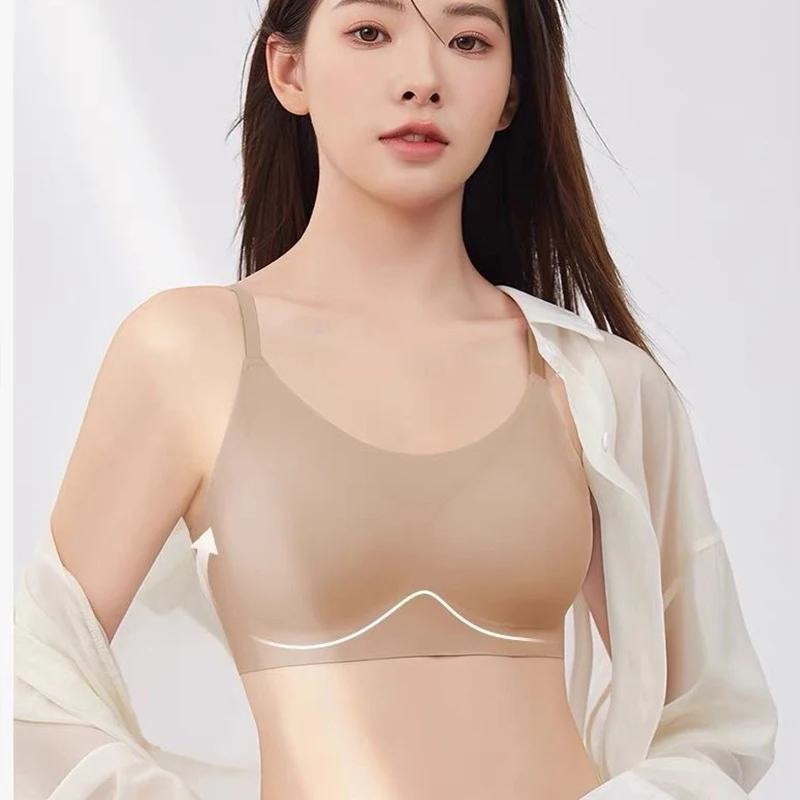 Invisible lingerie for women, skin-tone, flesh-colored, thin invisible bra for women. Sexy, comforta