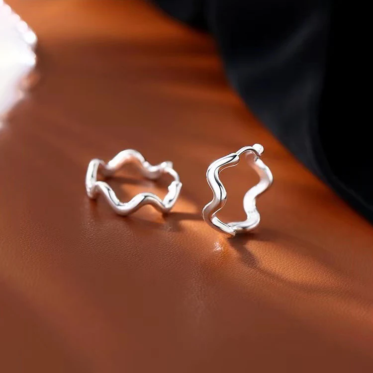 

Real 925 Sterling Silver Trendy Minimalist Wave Hoop Earrings for Fashion Women Irregular Fine Jewelry Daily Accessories