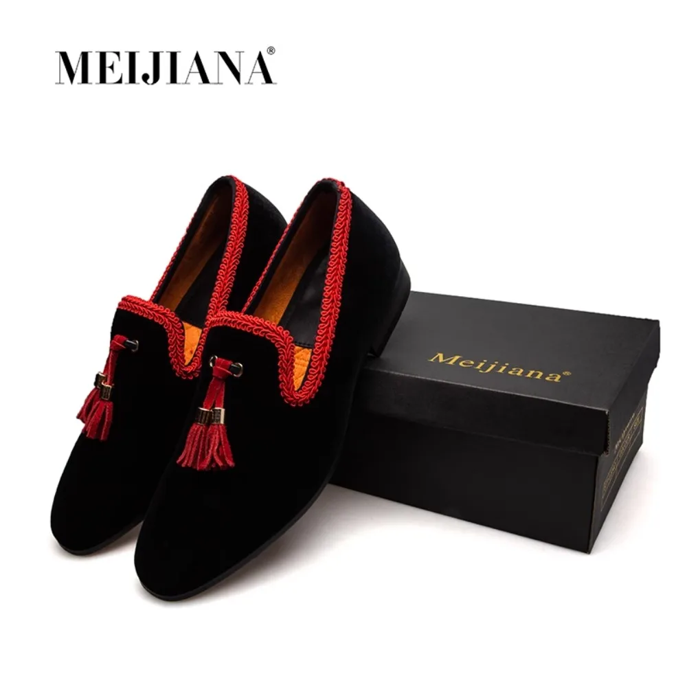 

Meijiana Men Dress Shoes Wedding Party Shoes Loafers Fashion Tiger Gold Metal Men Flats Factory Wholesale Dropshiping