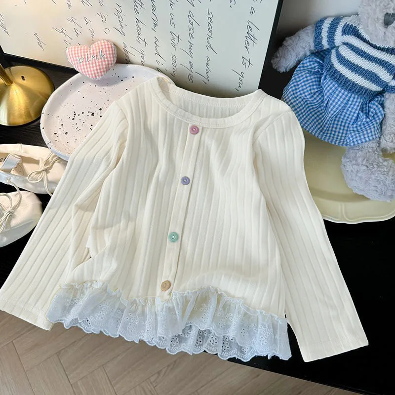 Neuheiten: Mädchen-T-Shirts mit Bunten Knöpfen und Spitzen-Patchwork, Langarm-Blusen, Bequeme Kinder-Tees, Mädchenkleidung – Detail 4