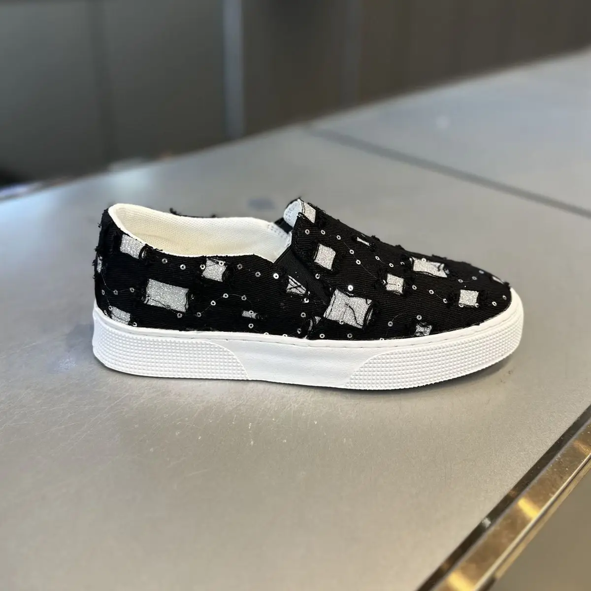 

Летняя мужская повседневная обувь на платформе, прогулочные кроссовки для бега, дышащие мужские тканевые лоферы, удобные слипоны для вождения