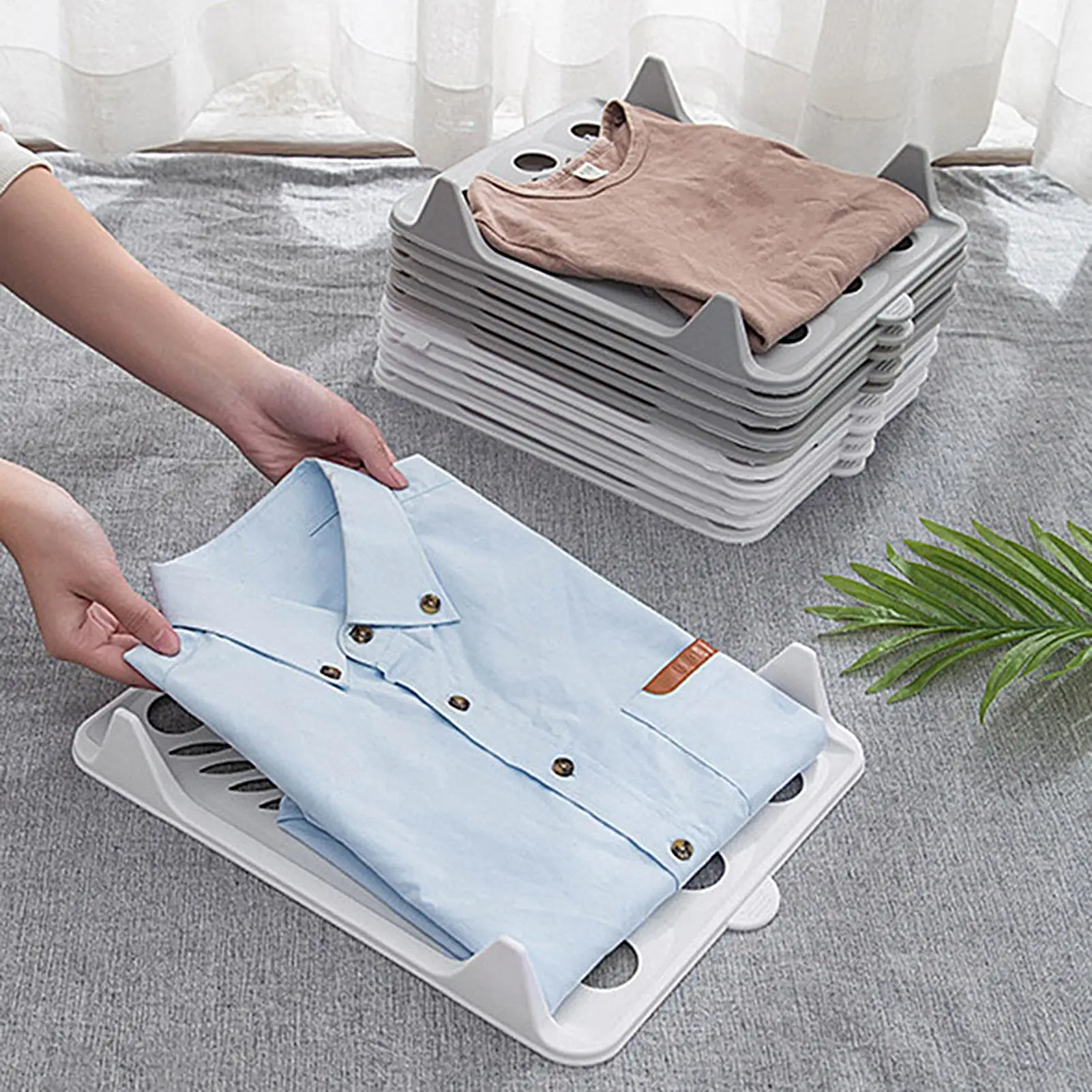 Stackable Shirt Organizer 5 pieces Interlocking Clothes Storage Interlocking Sweater Dividers for Indoor Home Bedroom Wardrobe