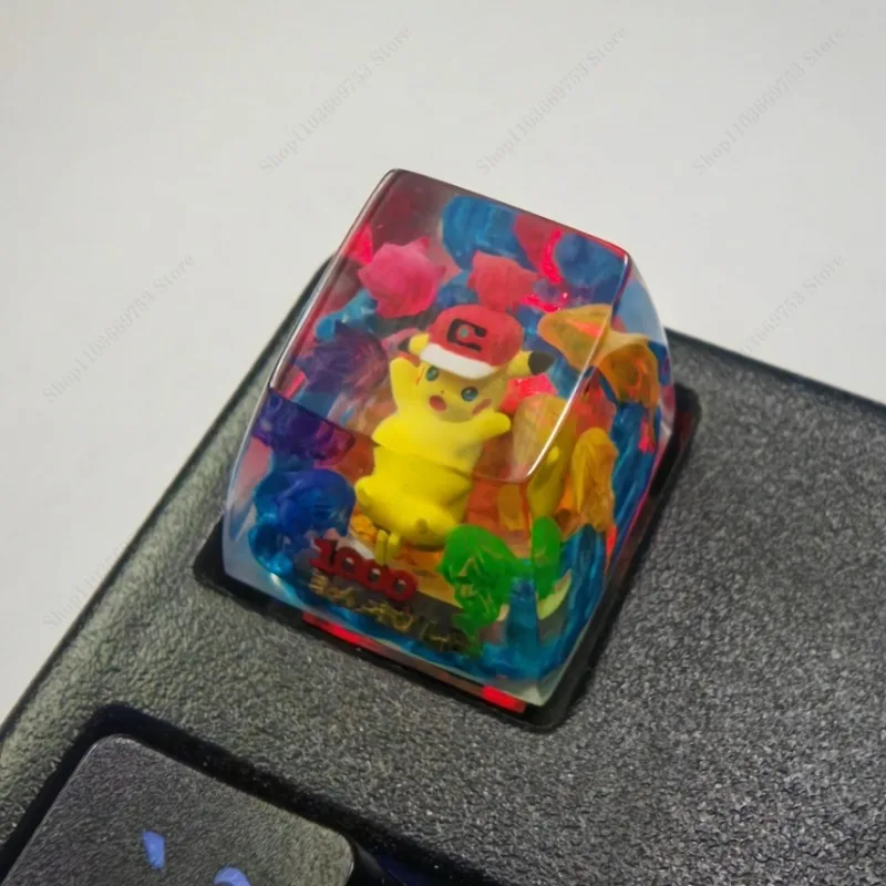 capuchons-de-touches-de-clavier-pikachu-en-resine-translucide-version-rare-pokemon-1000-volts-figurines-d'anime-exquises-3d-pour-clavier-a-axe-transversal-cadeau