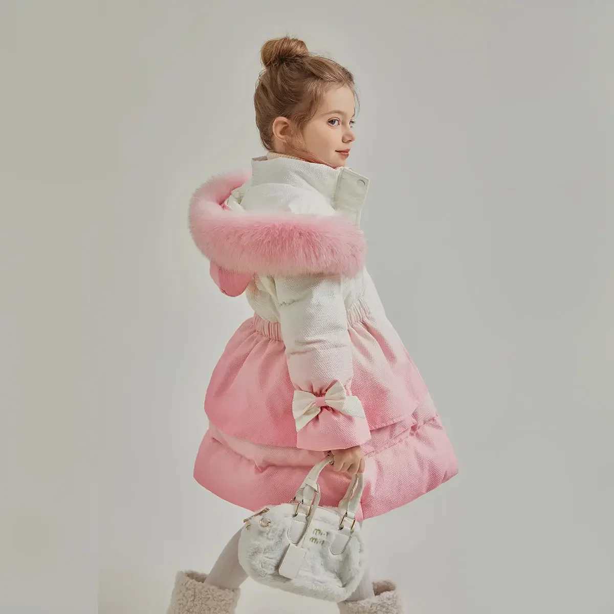 2024 New Girls Gradient Down Cotton Coat Korean Hooded Large Fur Collar Mid Length Children Casual Cotton Coat Trend