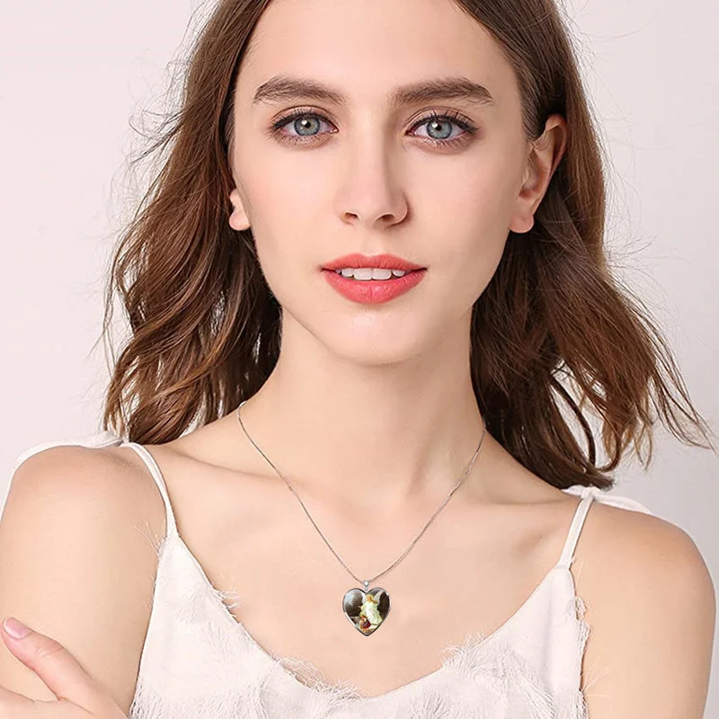 Fashion Jesus Necklace Heart Crystal Maria Pendant Engagement Necklaces for Women Religious Jewelry Birthday Anniversary Gift