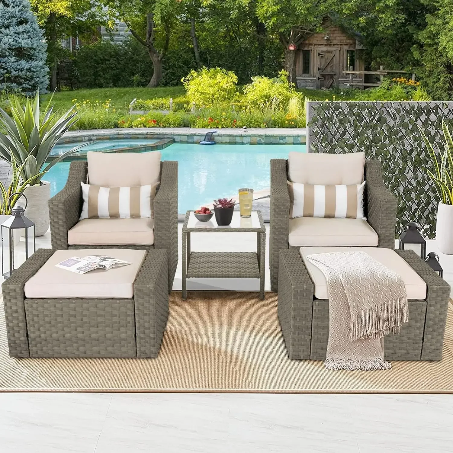 5-teiliges Patio-Gesprächs set Gartenmöbel-Set Grey Wicker Lounge Chair mit Ottomane Fuß stütze mit/Couch tisch & Kissen