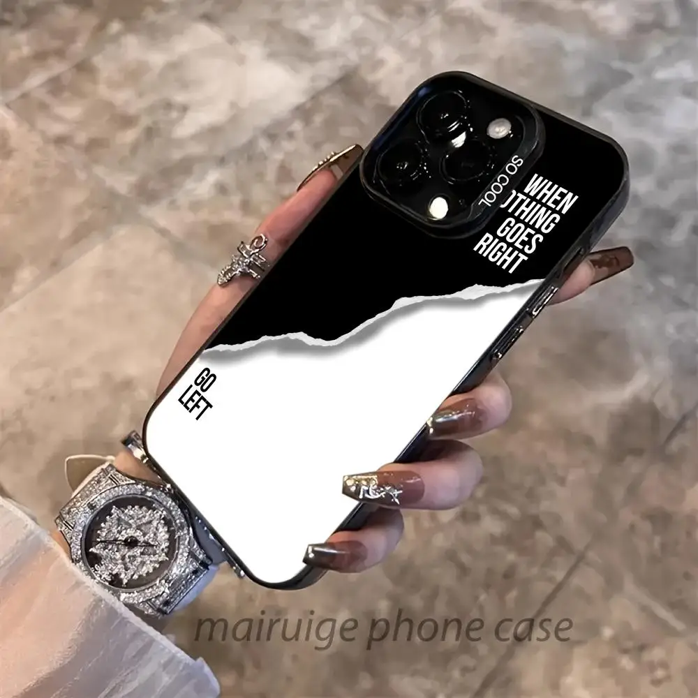 حافظة هاتف جديدة بأحرف بيضاء وسوداء مضادة للانزلاق ومضادة للصدمات مناسبة لهاتف iPhone 16 15 14 13 12 11 Pro Max plus mini se