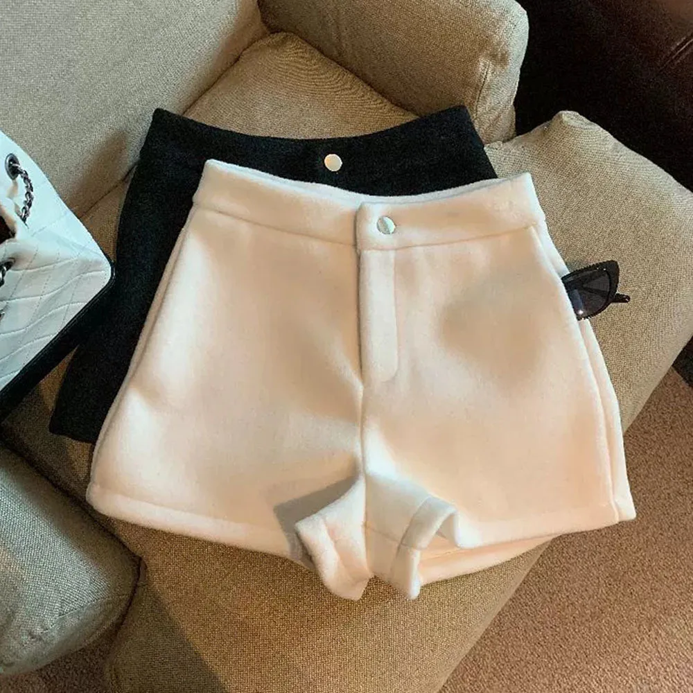 

Korean Elegant Faux Wool Women High Waist Black Shorts Fashion Streetwear White Casual Wide Leg Shorts Y2K Club Slim Short Pants