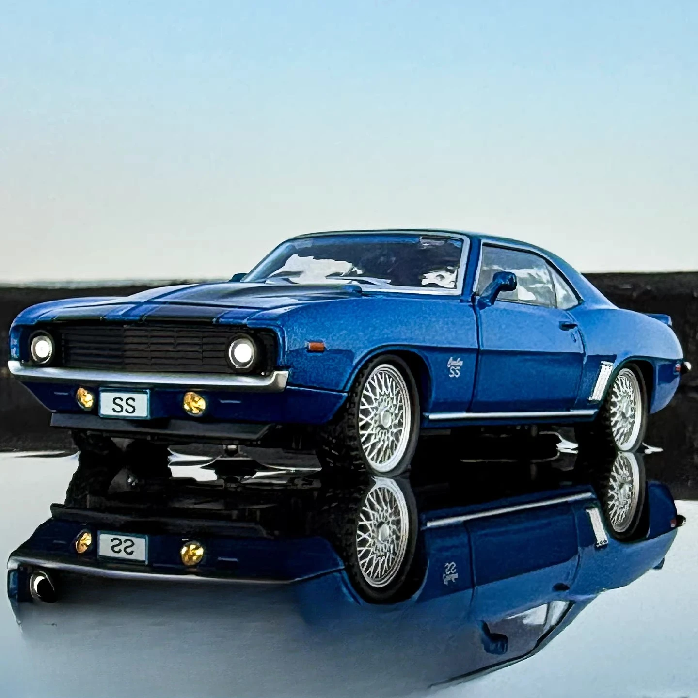 

1:32 Camaro SS Vintage Alloy Car Model Boy Collection Ornament Simulation Car Model Classic Car Toy