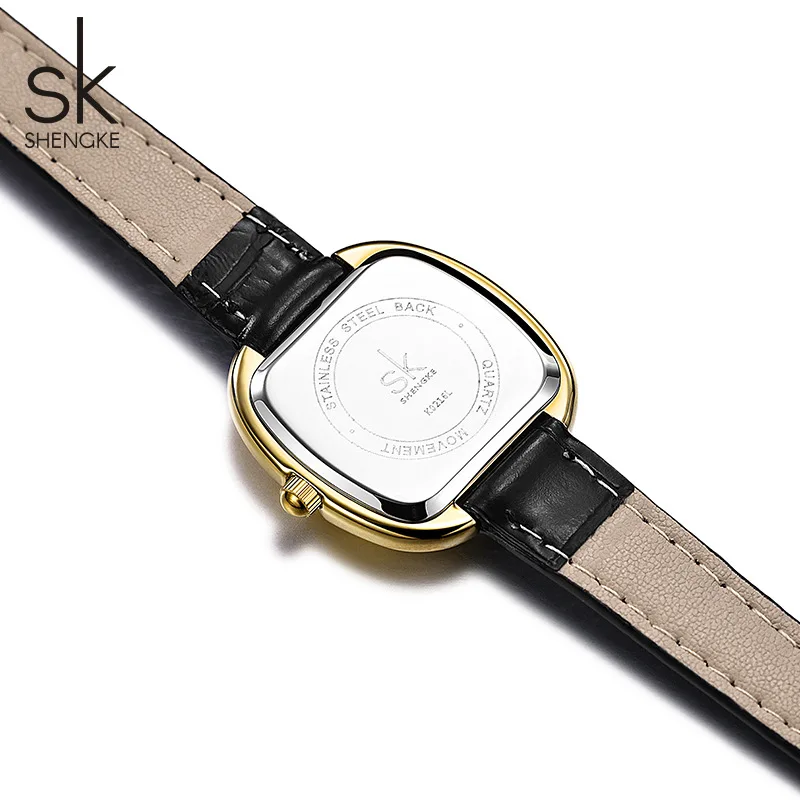 ساعة يد نسائية أنيقة، سترابا جلدية متطورة ومتعددة الاستخدامات، هدية مثالية لصديقتك، وإكسسوار نسائي.