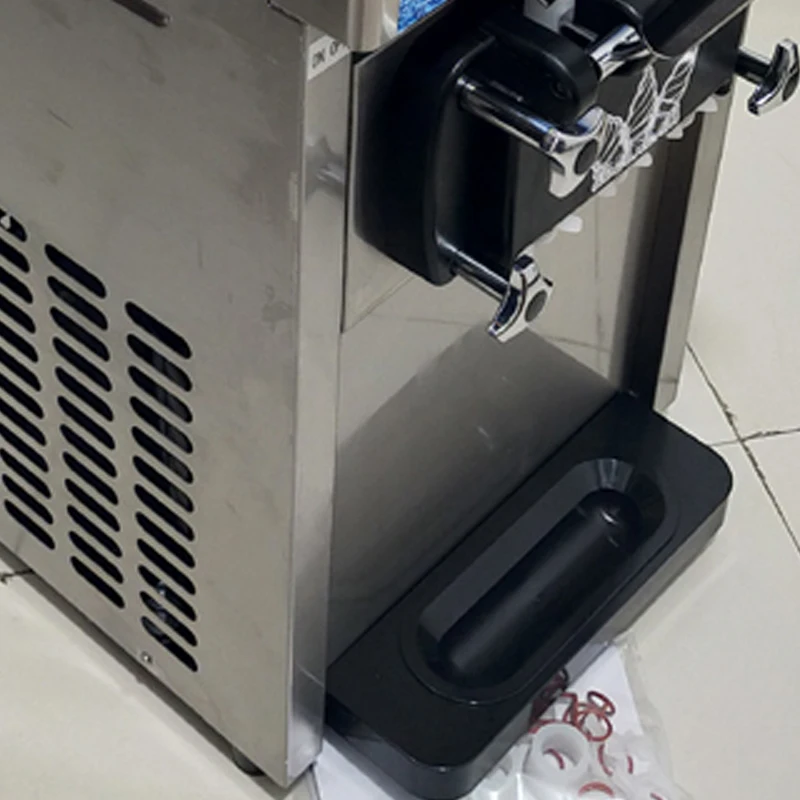 الصيف الساخن بيع ثلاثة ألوان آيس كريم ناعم القوام آلة سطح المكتب آلة صنع الآيس كريم التجارية آلة بيع