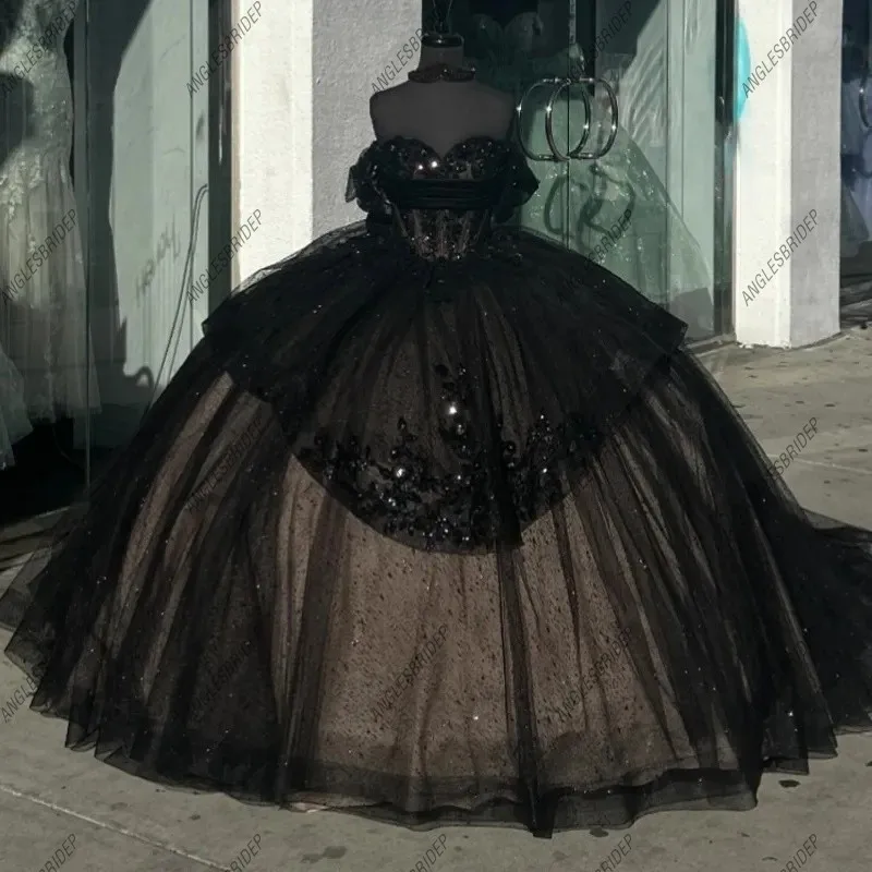 Vintage Black Sweetheart Quinceanera Dresses Off Shoulder Beading Applique Bow Vestidos De 15 Anos Ball Gown Customized