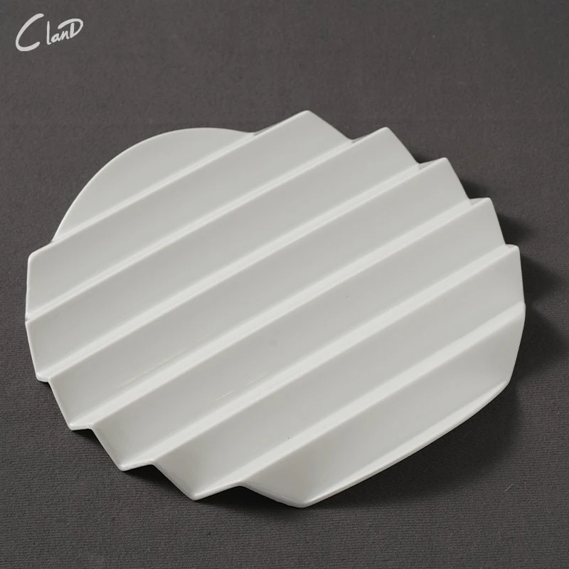 Ceramic Partition Dessert Dessert Plate Dish-setting of Supramolecular Cuisine Pure White Creativity Ceramic Profiled Tableware